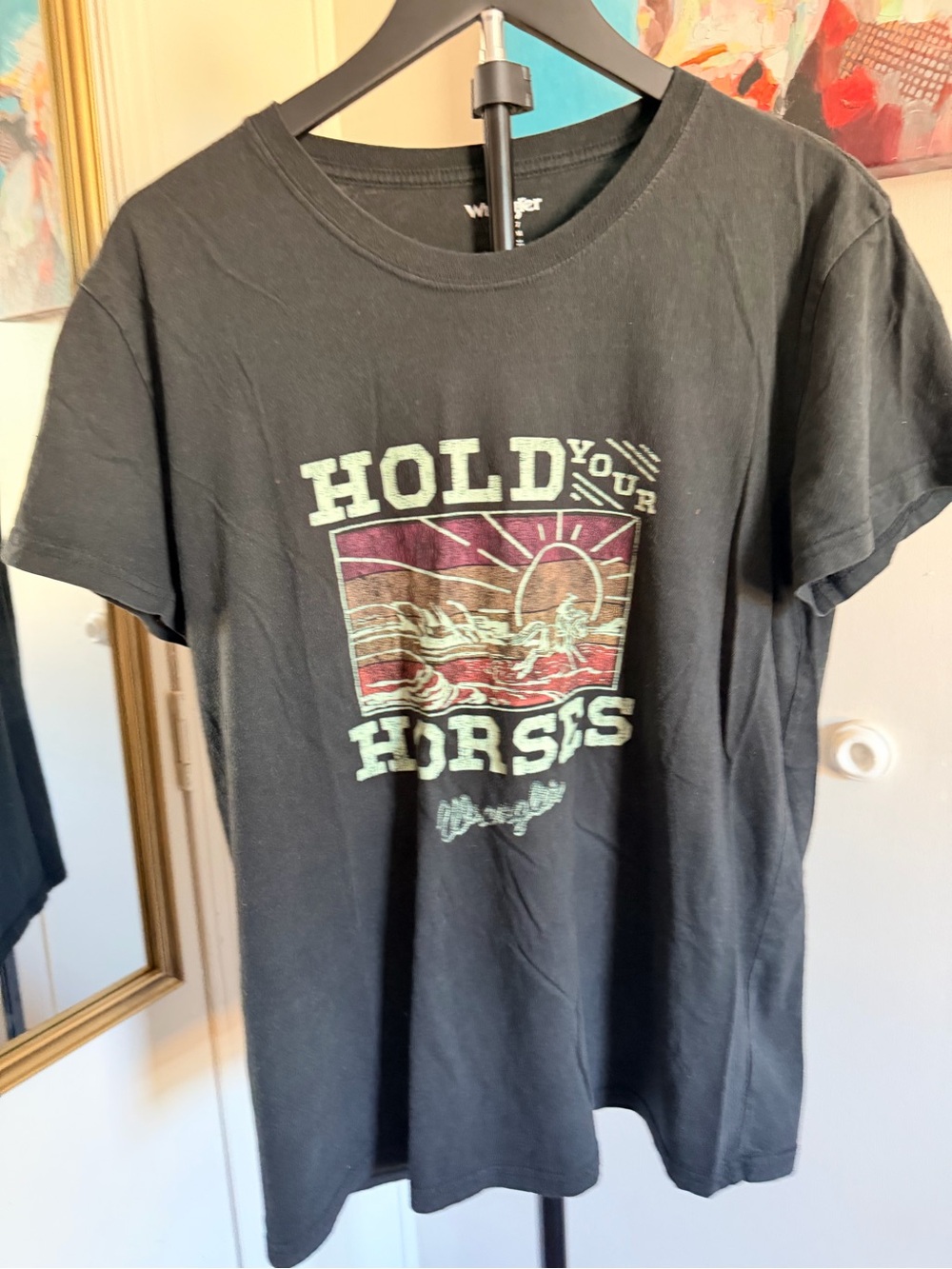 Wrangler Hold Your Horses Graphic Tee – Medium